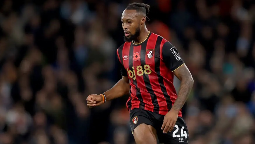 Arne Slot muốn cứu ghế bằng bom tấn Semenyo ngay tháng Giêng