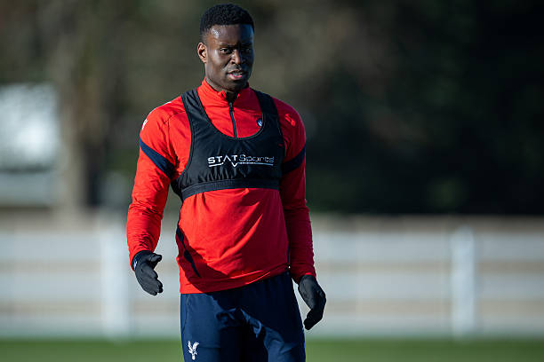 Barcelona đẩy nhanh kế hoạch chiêu mộ Marc Guehi