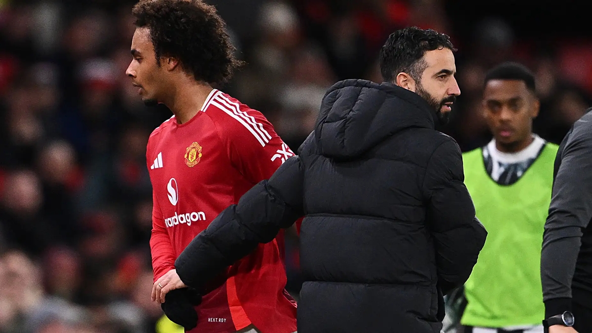 Roma quyết “giải cứu” Zirkzee: MU sẵn sàng bán nếu được giá