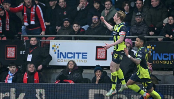 5 điểm nhấn Leyton Orient 1-2 Man City: Bế tắc tột độ; Đẳng cấp của đội trưởng