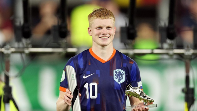 Chelsea nhắm chiêu mộ “tiểu De Bruyne” Kees Smit: Tương lai của tuyến giữa