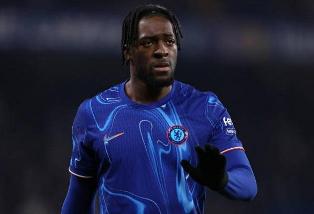 Chuyển nhượng Chelsea: Disasi chọn AS Roma, Dortmund chờ thời