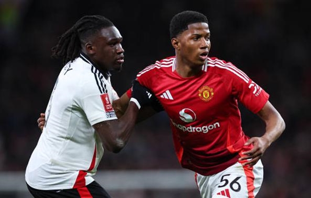 Đã đến lúc M.U đặt cược vào các cầu thủ trẻ?