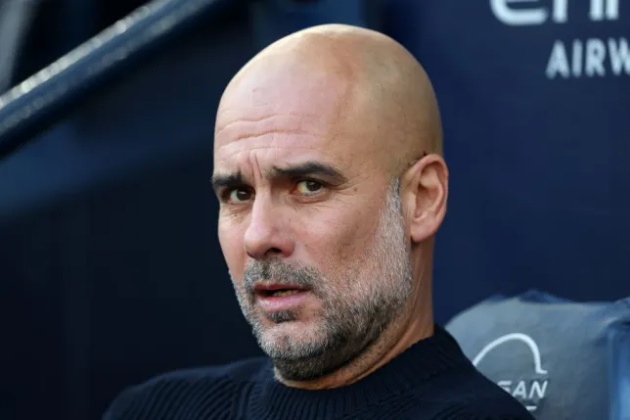 Guardiola tiết lộ cầu thủ Man City chưa tỉnh rượu khi thua Man Utd ở FA Cup
