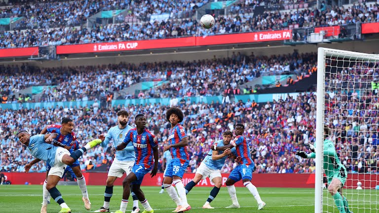 Man City 0-1 Palace: Bàn mở tỉ số bước ngoặt; Đẳng cấp Dean Henderson