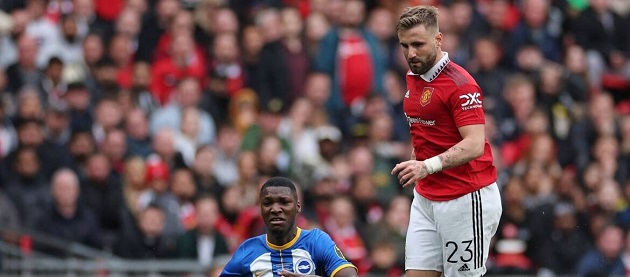 Luke Shaw tỏa sáng khi đá thay Maguire