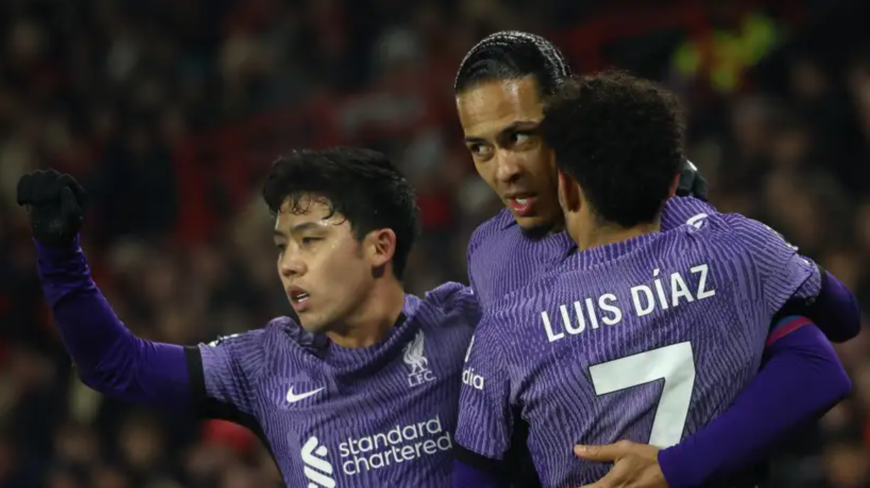 Lý do Liverpool chọn mặc trang phục thứ ba ở FA Cup
