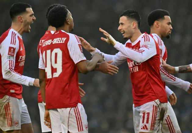 Lập hat-trick cho Arsenal, Martinelli khiến Arteta nể phục