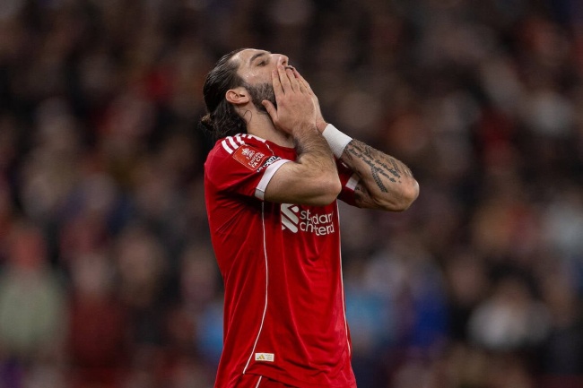 Szoboszlai thừa nhận sai lầm ngớ ngẩn trong trận thắng Barnsley